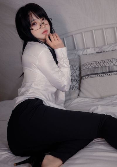 无翼乌之侵犯全彩工口_超清高清免费观看