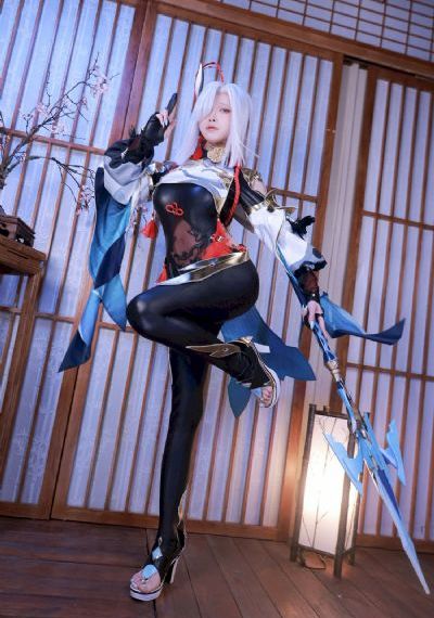亚洲女主播一区_720在线手机播放