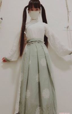 又黄又涩无码无摭挡_HD日韩电影在线
